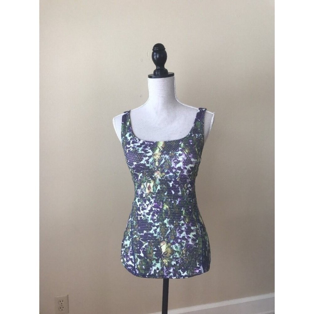 Lululemon SIZE 6 Amala Tank Floral Sport White